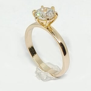 1 stk. Renoveret Flot Guld Solitaire ring med 6,5mm Zirkonia i 18K guld