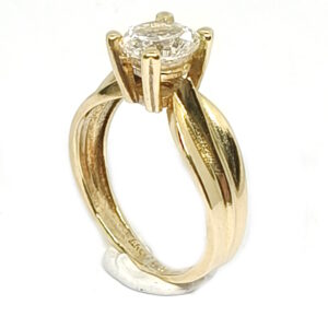 1 stk. Renoveret Solitaire ring i 18 karat guld